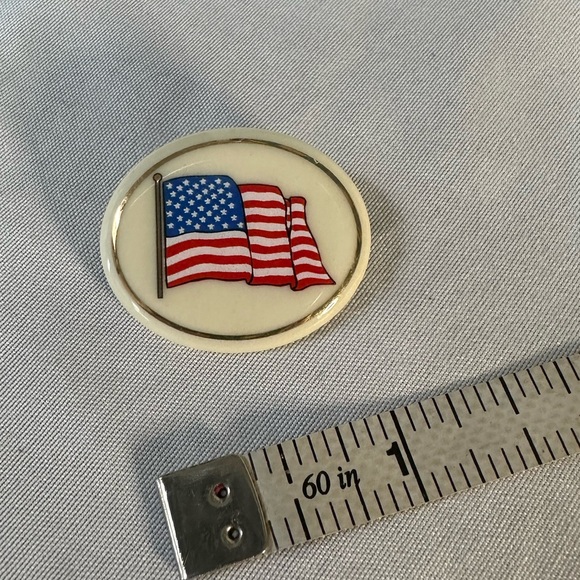 Vintage porcelain Lenox American flag pin - Picture 2 of 5